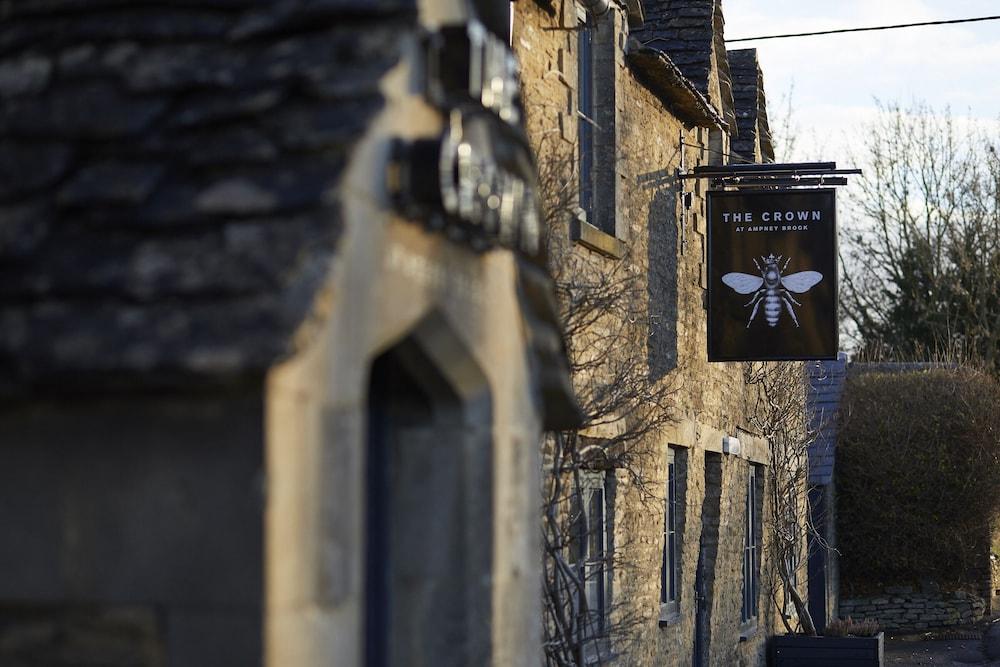 The Crown Of Crucis Country Inn And Hotel Cirencester Eksteriør billede