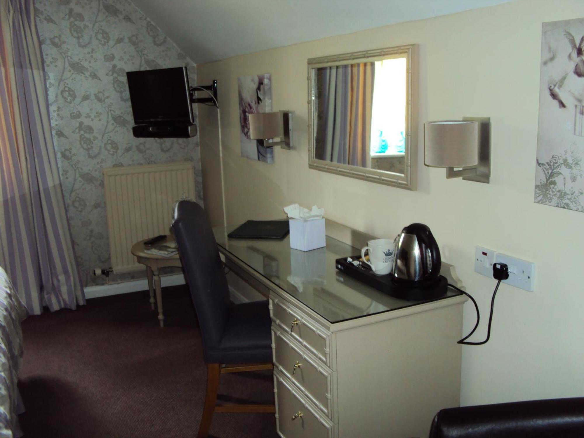 The Crown Of Crucis Country Inn And Hotel Cirencester Eksteriør billede
